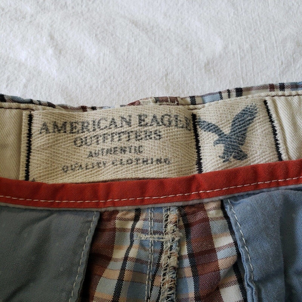 American Eagle Outfitters Mens Bermuda Shorts Size 32 Cotton Plaid Blue Brown - Picture 3 of 7